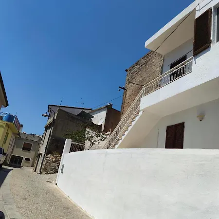 Villa Sa Dommu 'e su coro Triei Exterior foto