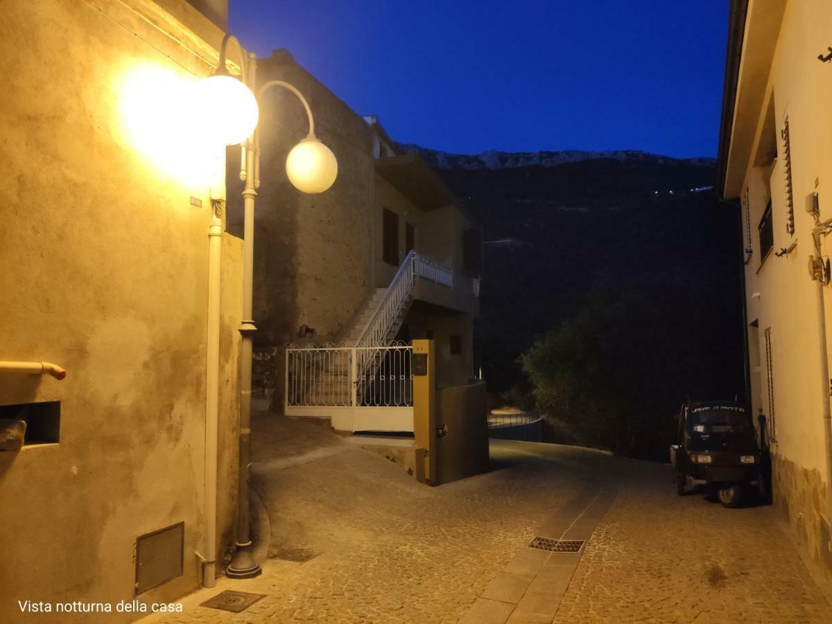 Sa Dommu 'e Su Coro * Triei
